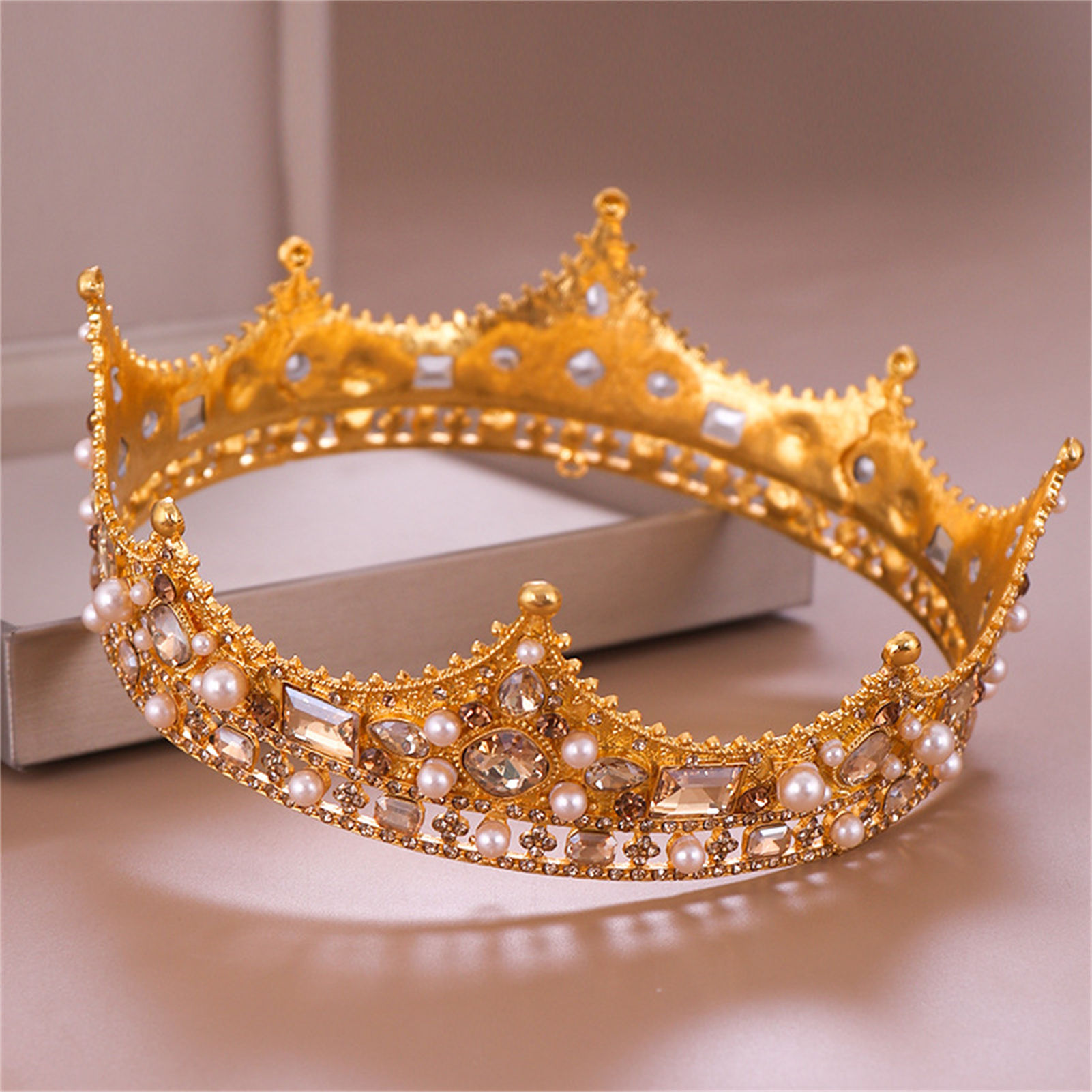 Mahkota Pengantin Tiara Berlia - Elegant Decor & Lighting Llc ulasan dan harga